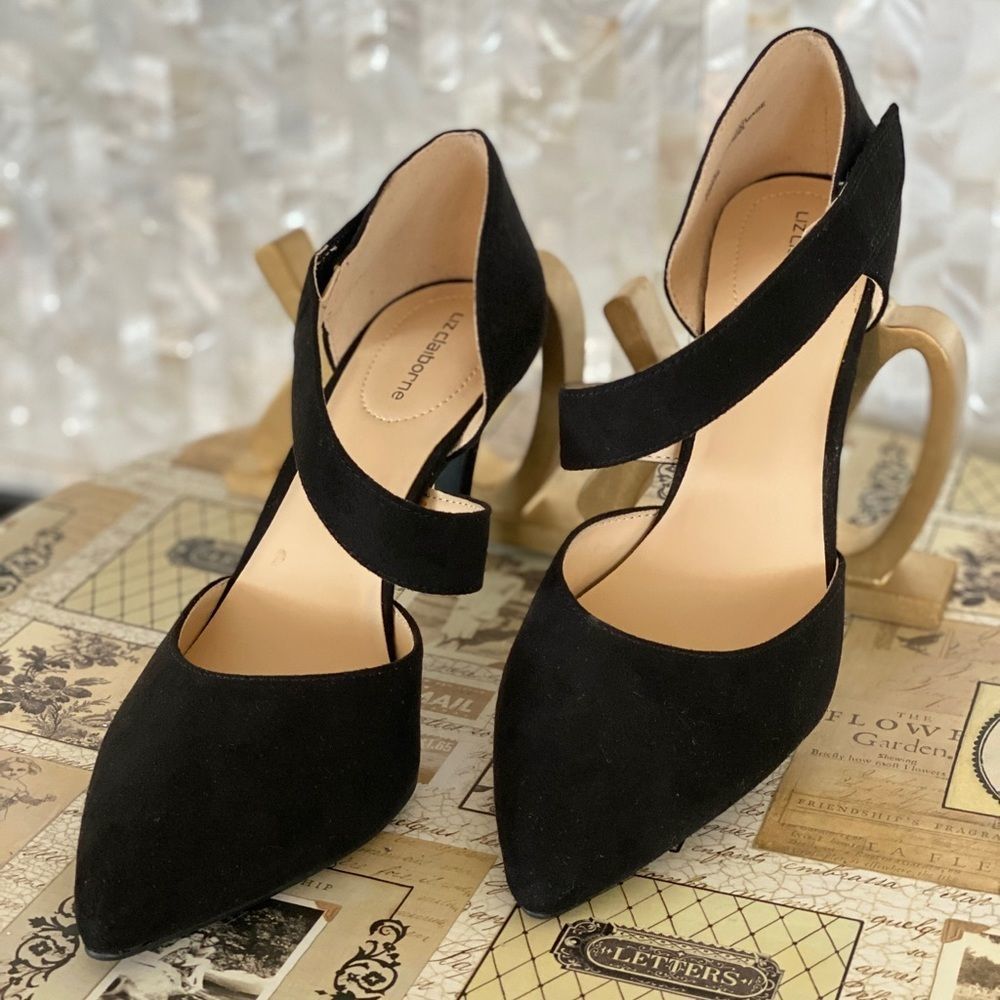 Liz Claiborne Black Suede Heels